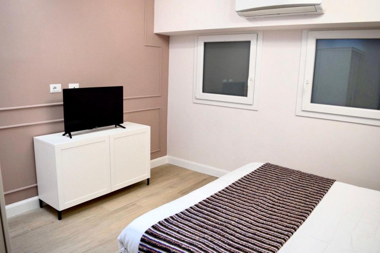 Guest House Domus Gratia Russo روما المظهر الخارجي الصورة